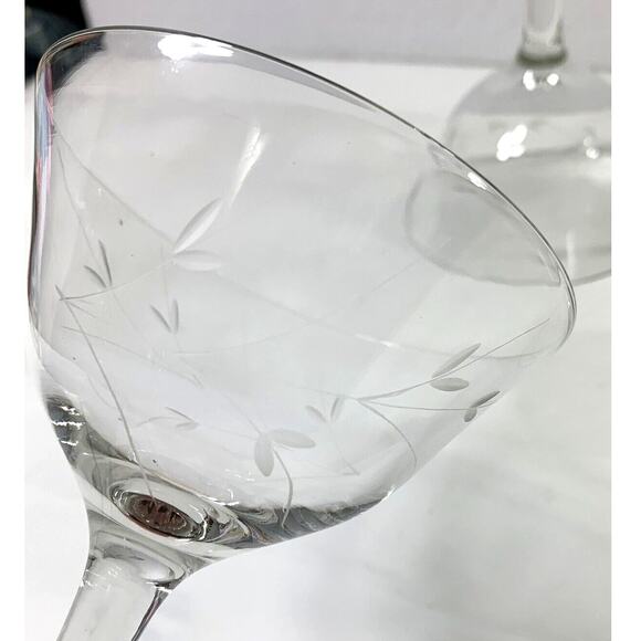 Vintage Glassware 4 Vine Leaf Design Champagne Pedestal Glasses Wedding Party #1 - Picture 8 of 8